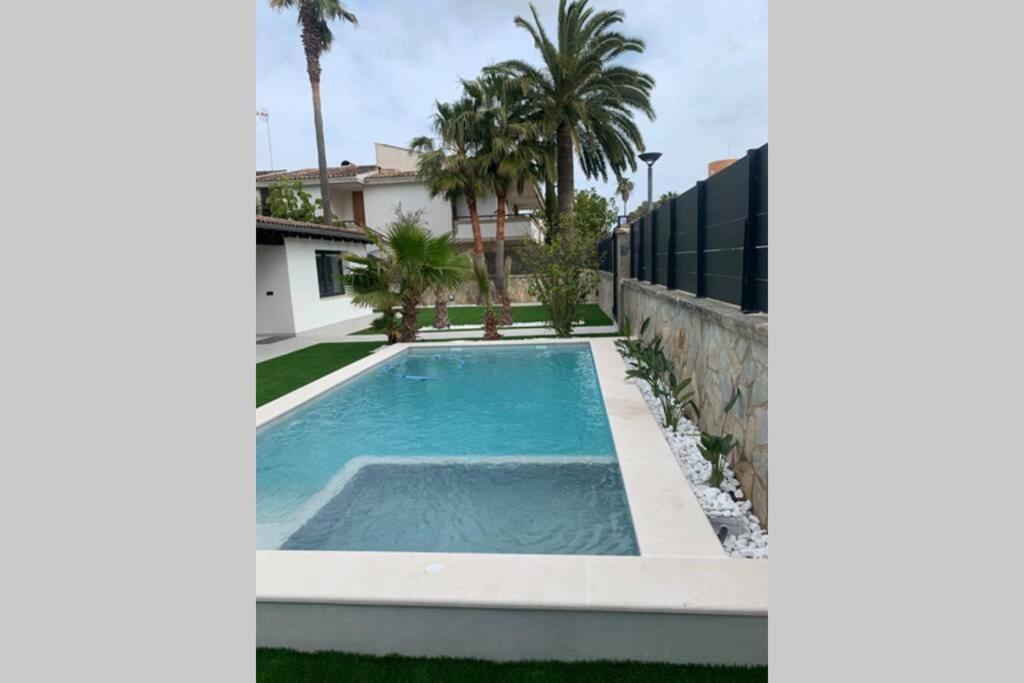 פורט ד'אלקודיה Amazing House Close To The Beach מראה חיצוני תמונה